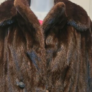 Luxurious Brown Mink Fur Coat Sm/Med.